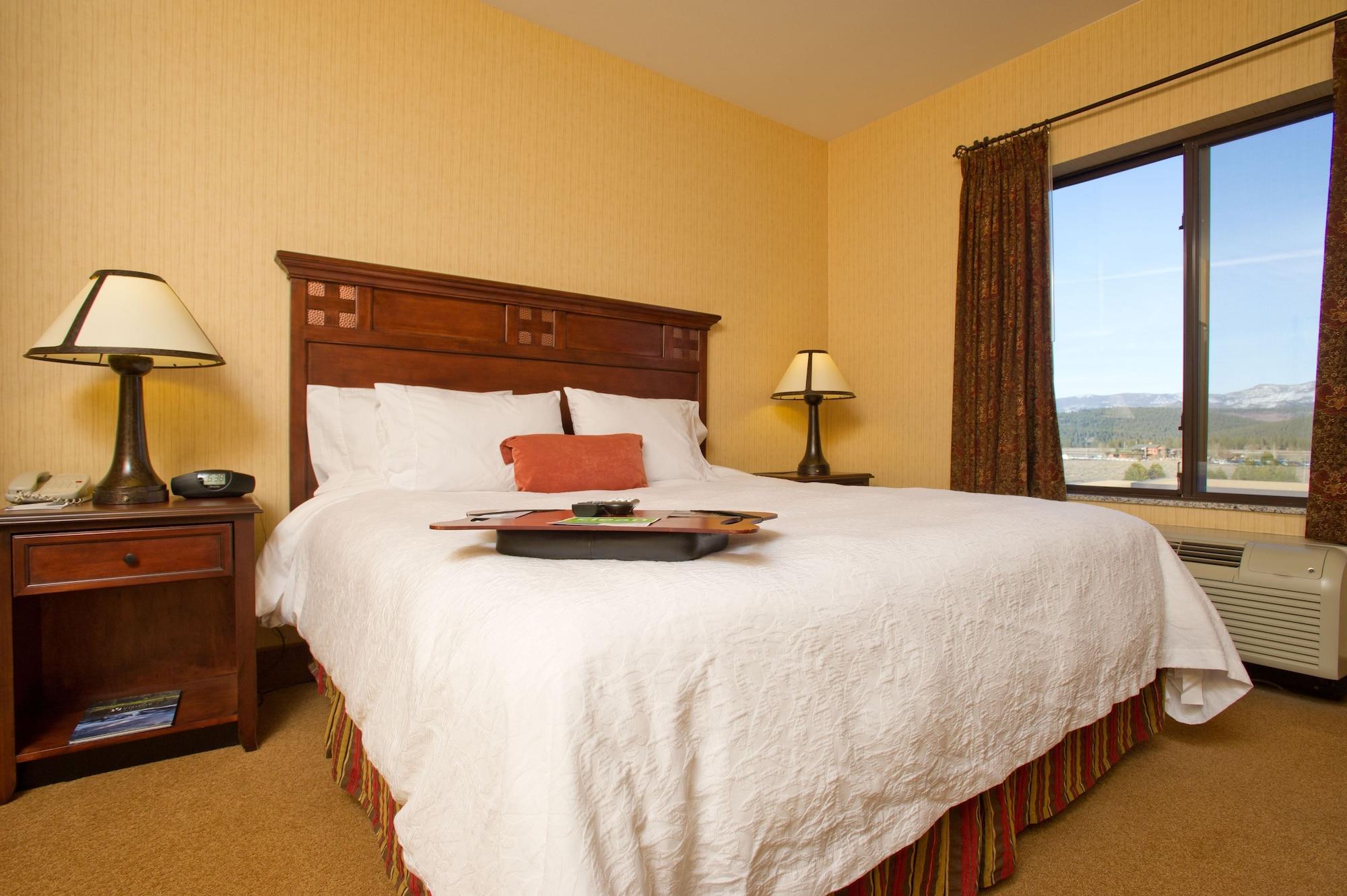 Hampton Inn & Suites Tahoe-Truckee Exteriör bild