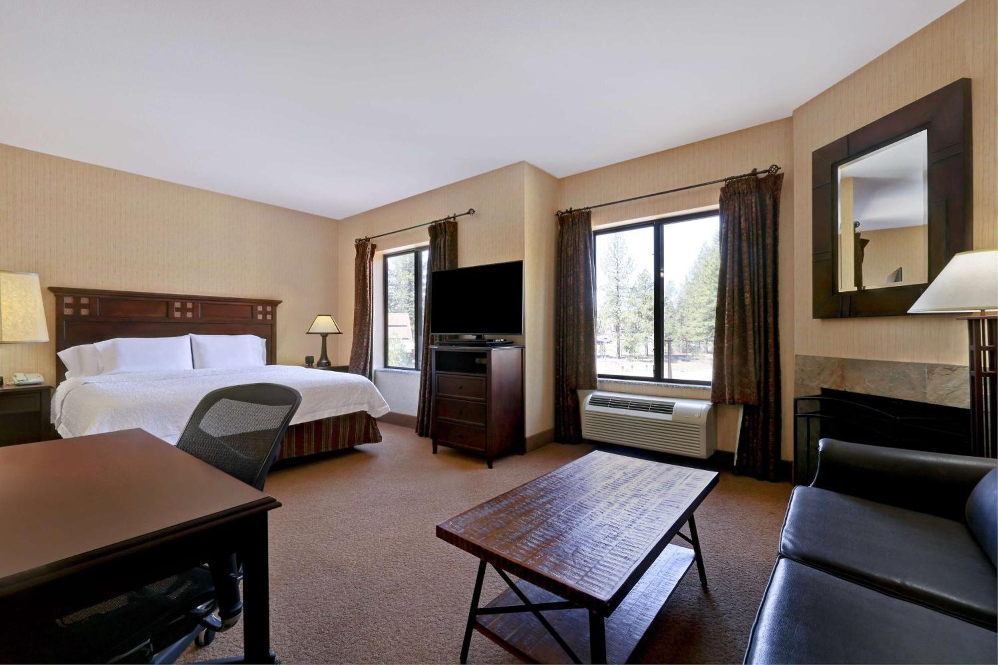 Hampton Inn & Suites Tahoe-Truckee Exteriör bild