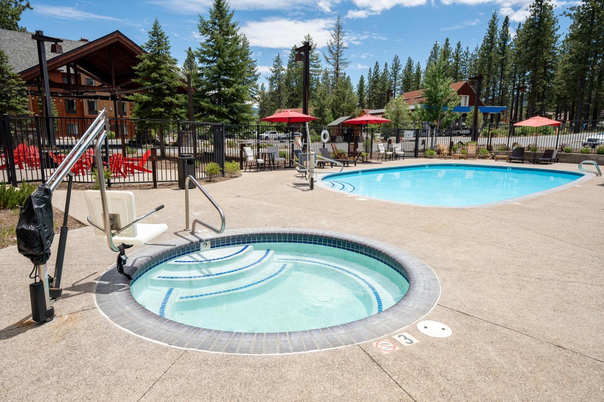 Hampton Inn & Suites Tahoe-Truckee Exteriör bild
