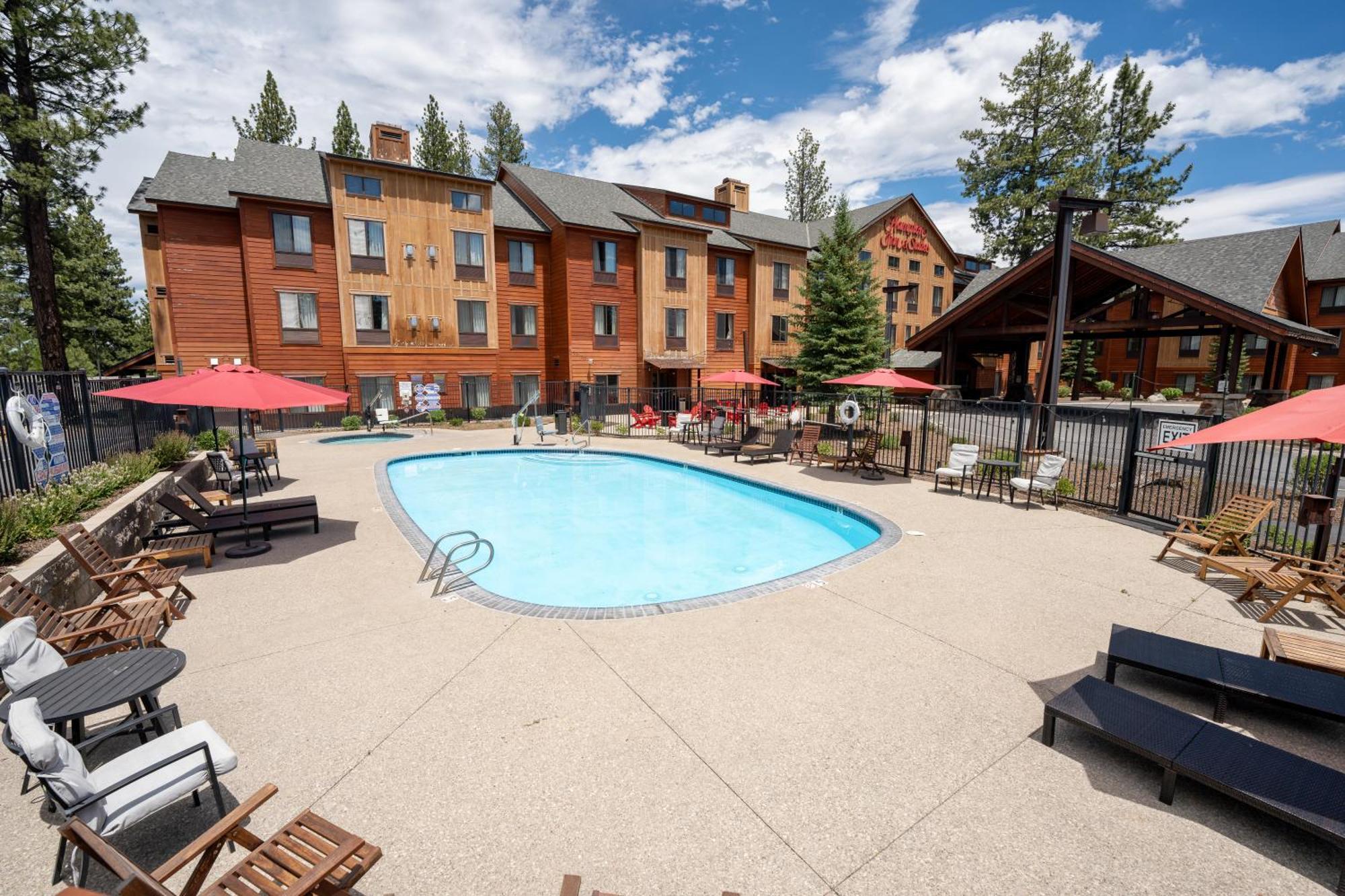 Hampton Inn & Suites Tahoe-Truckee Exteriör bild